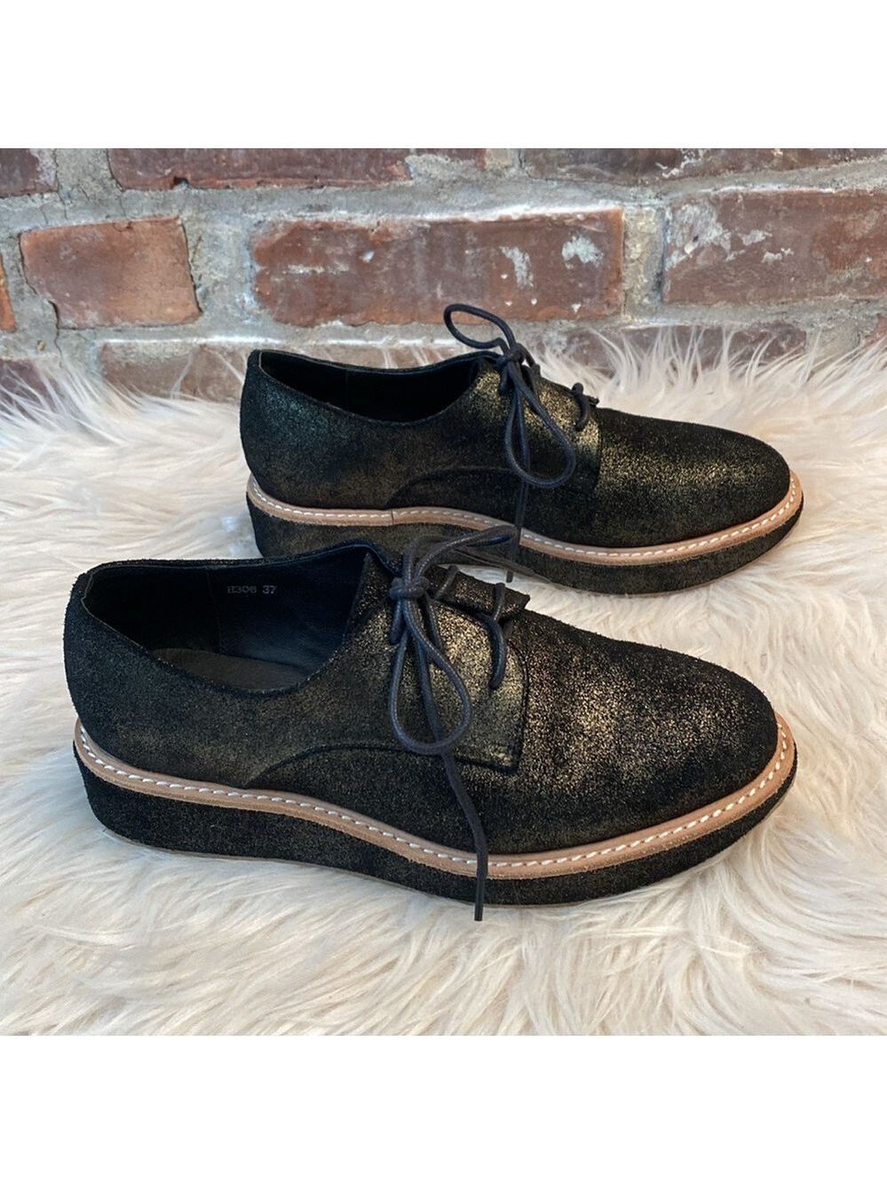 Antelope Platform Oxford Shoes, Size 37